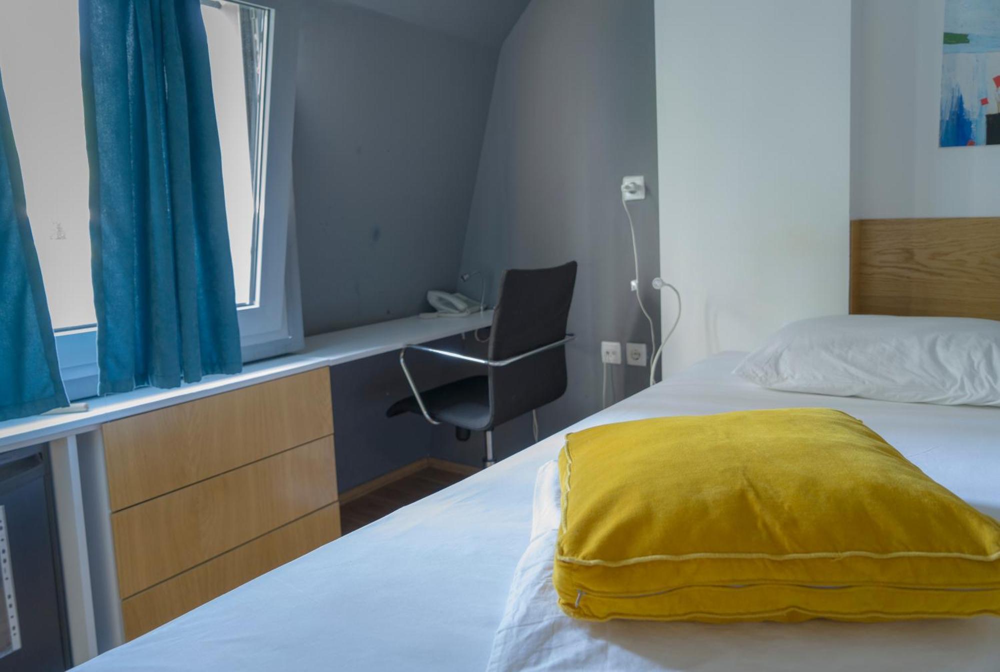 سكوبجي Transit Hotel Central المظهر الخارجي الصورة