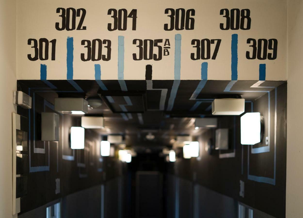 سكوبجي Transit Hotel Central المظهر الخارجي الصورة